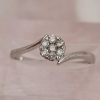 Pre-owned 9ct White Gold & Diamond 0.15ct Cluster Ring