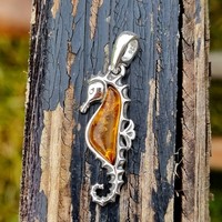 Sterling Silver Pendant Cognac amber seahorse