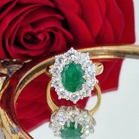 Pre-owned 18ct Yellow/White Gold Emerald & Diamond Cluster Ring