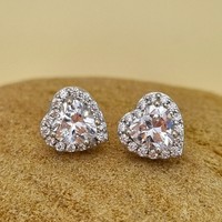 Silver Cubic Circonia Set Heart Shape Cluster Stud earrings
